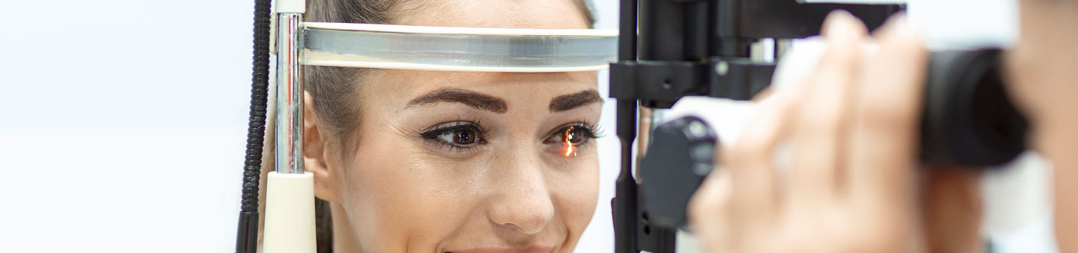 Woman during an eye exam