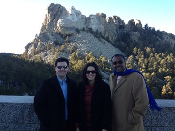 Group of people in front of Mount Rushmore in South Dakota